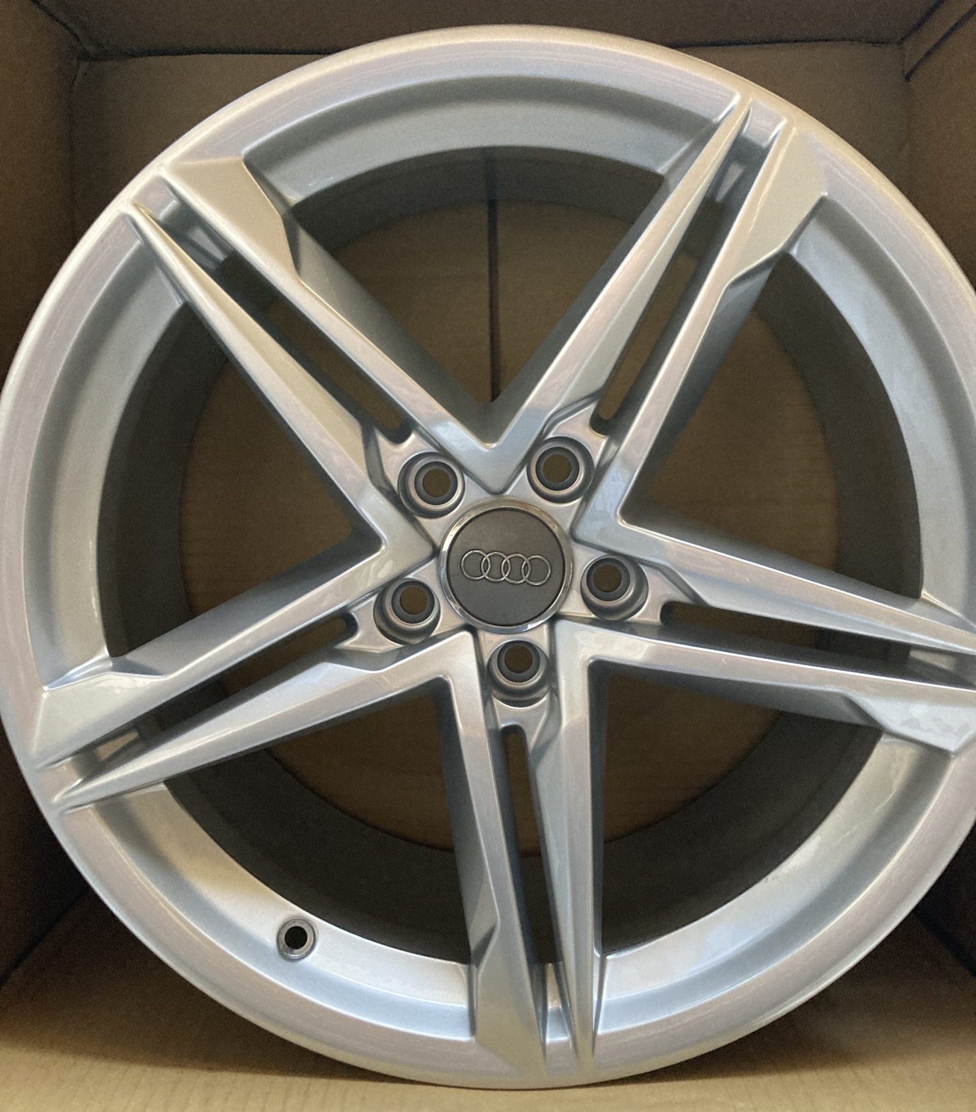 Audi A5 B9 18” Alloys | 8W0601025DE