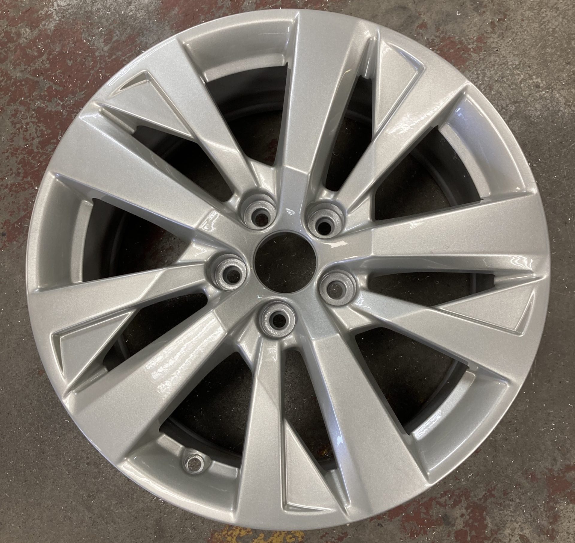 Peugeot 3008 17” Alloys | 9809687177