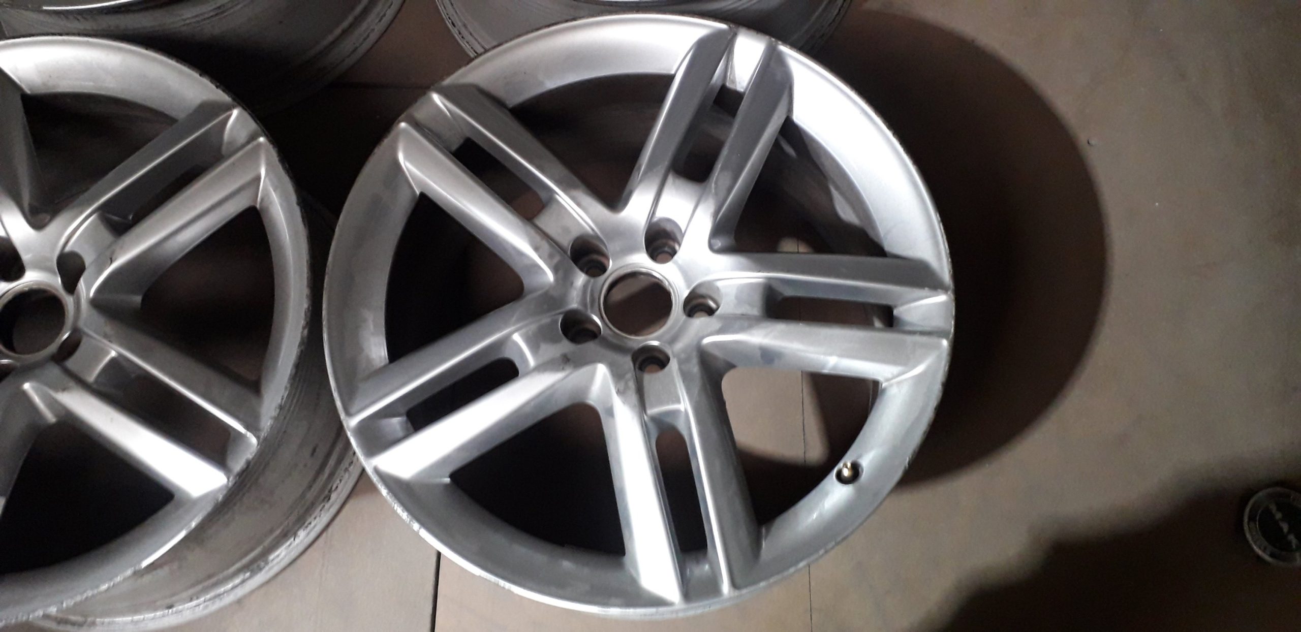 Audi A6 19&quot; Alloys - 4G0 601 025 BQ