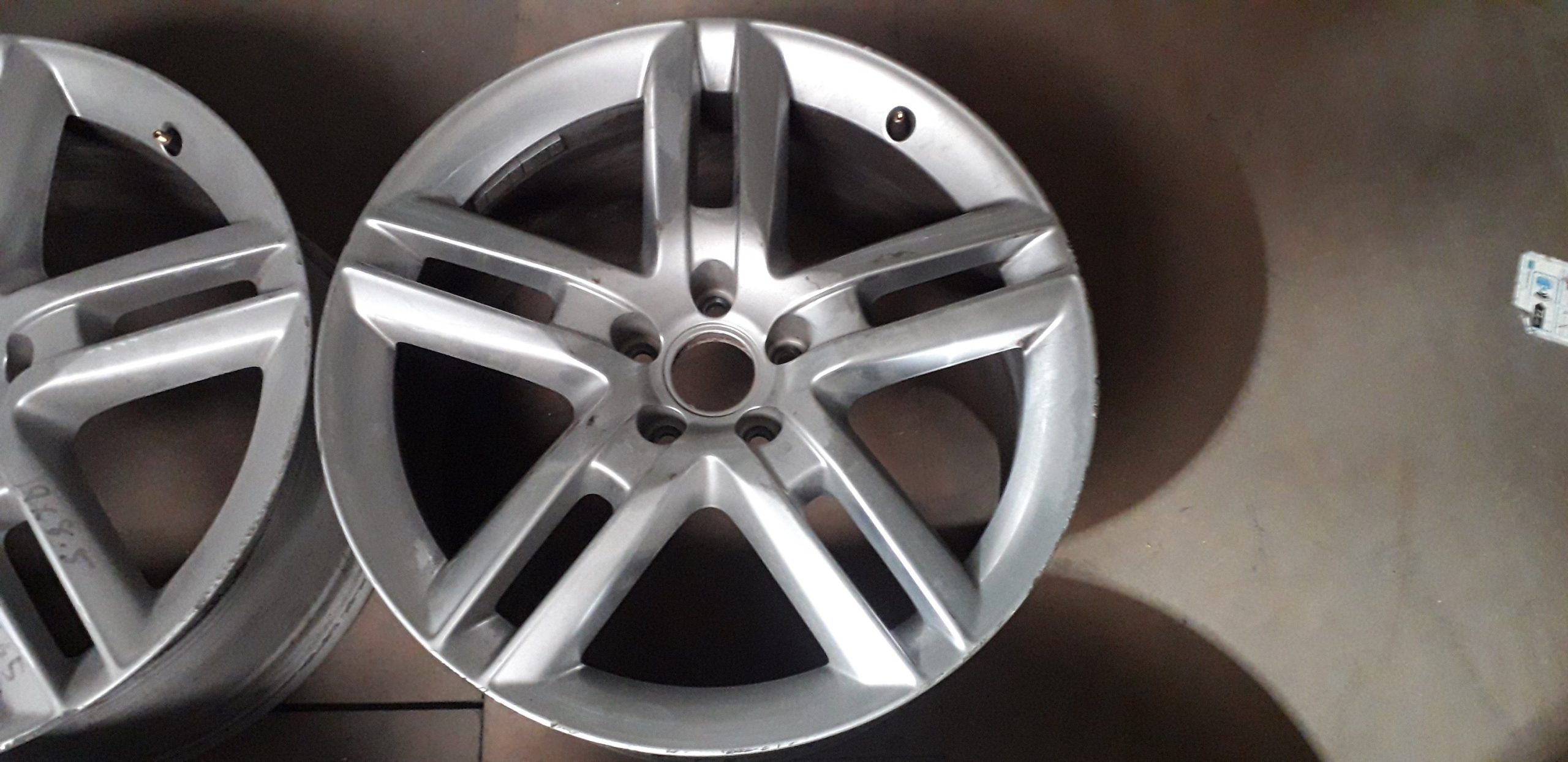 Audi A6 19&quot; Alloys - 4G0 601 025 BQ