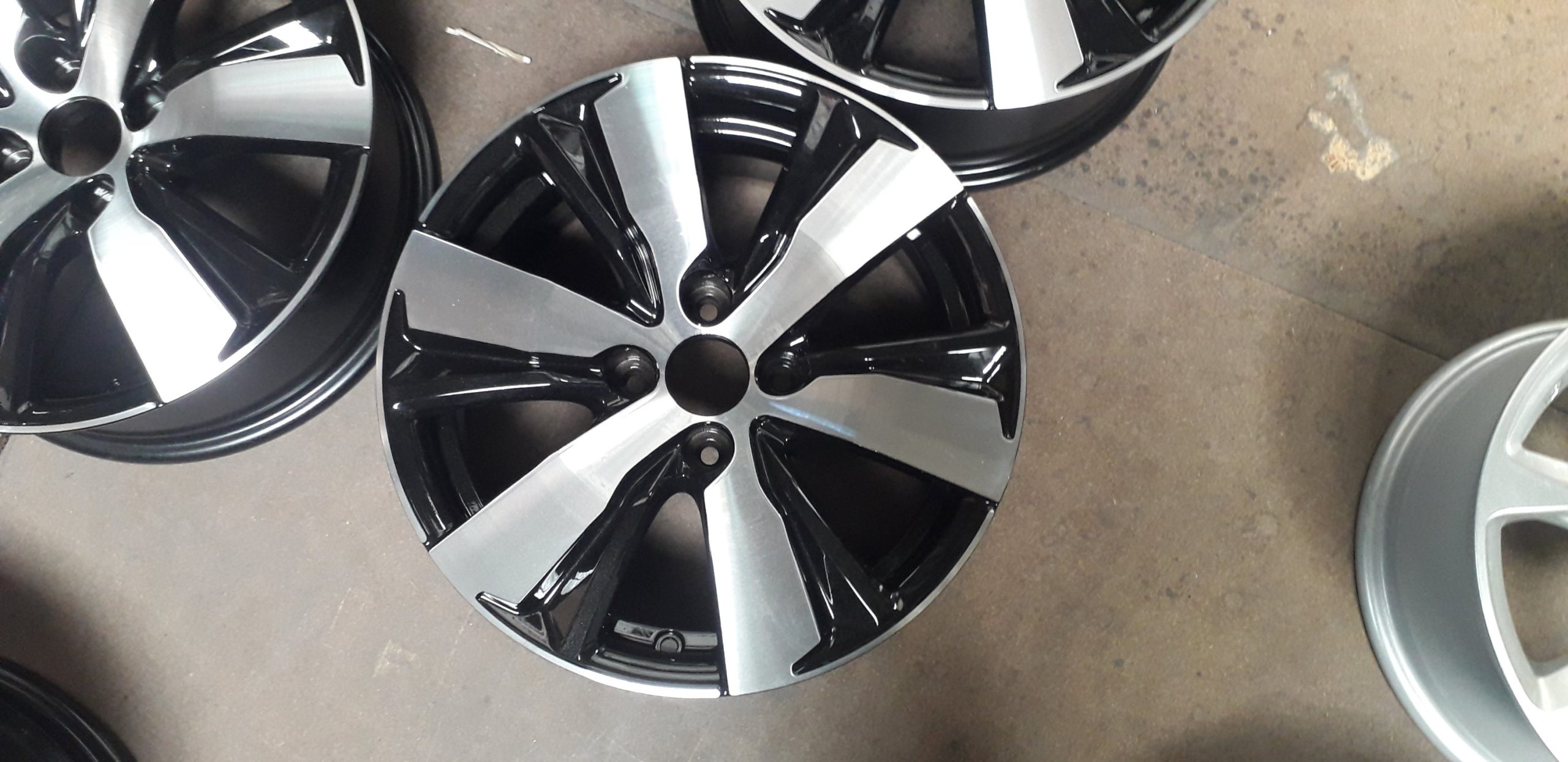 Peugeot 2008 16&quot; Alloys | 9678398177