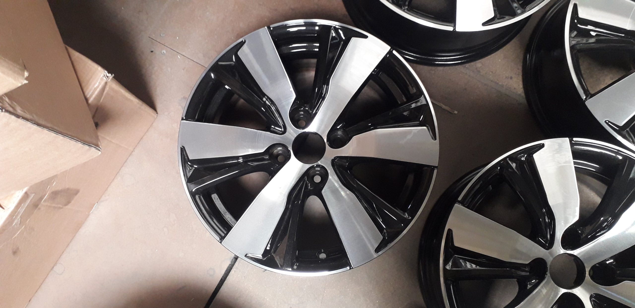 Peugeot 2008 16&quot; Alloys | 9678398177