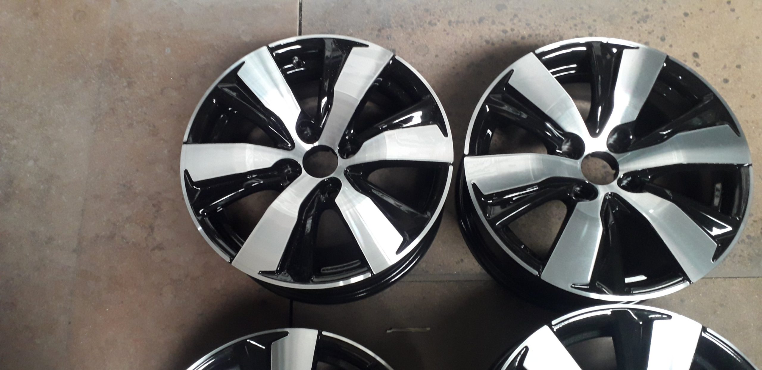 Peugeot 2008 16&quot; Alloys | 9678398177