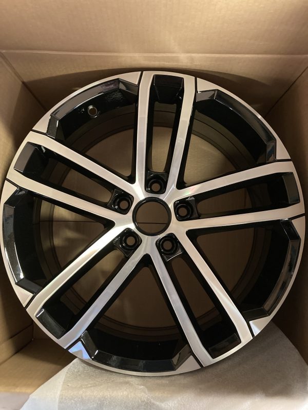 VW 18” Golf Alloys - 5G0601025AO