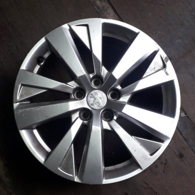 Peugeot Original 17 inch Alloy Wheel – 8809687177