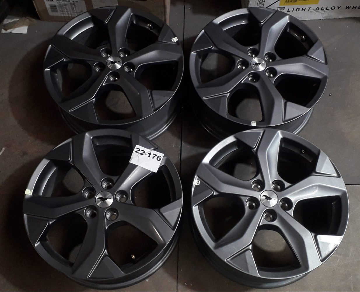 Ford Mustang 18" Alloys New | L8B2-1007-AIB