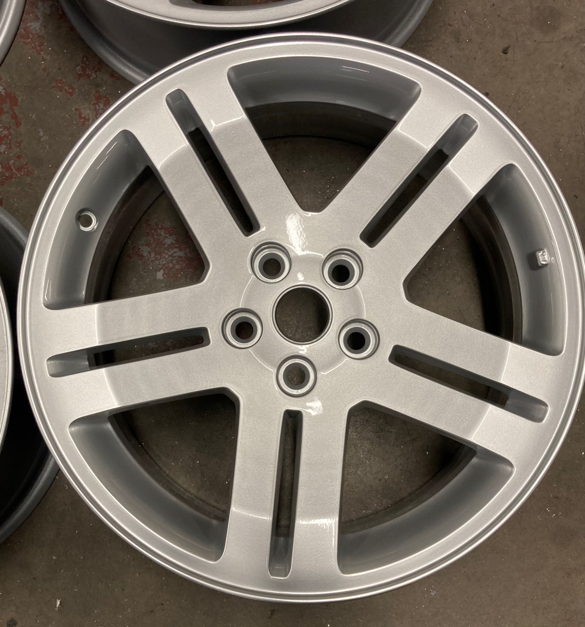 18&quot; OEM Alloys for Chrysler 300C