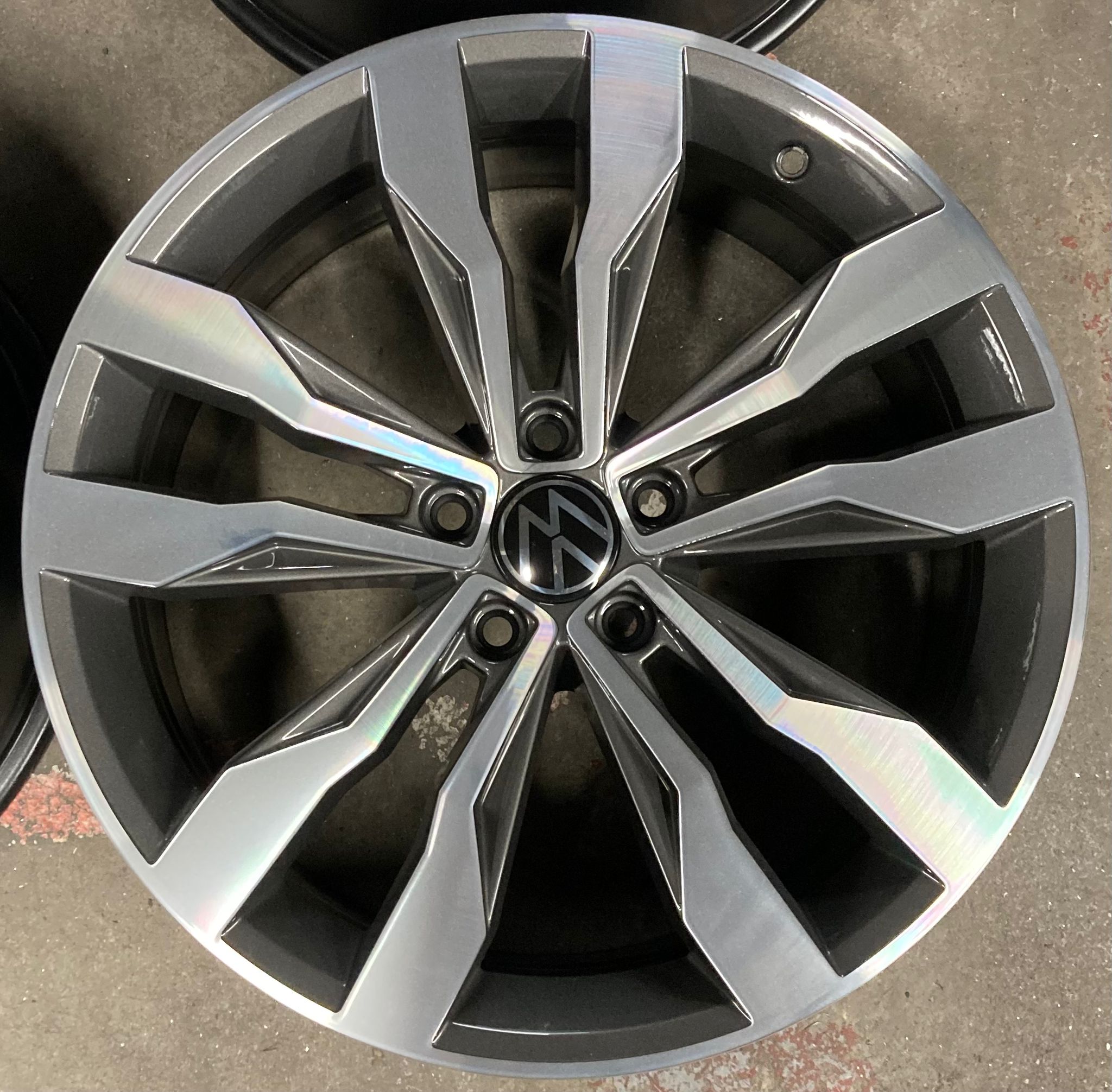 19&quot; OEM Alloys for VW T Roc Tiguan