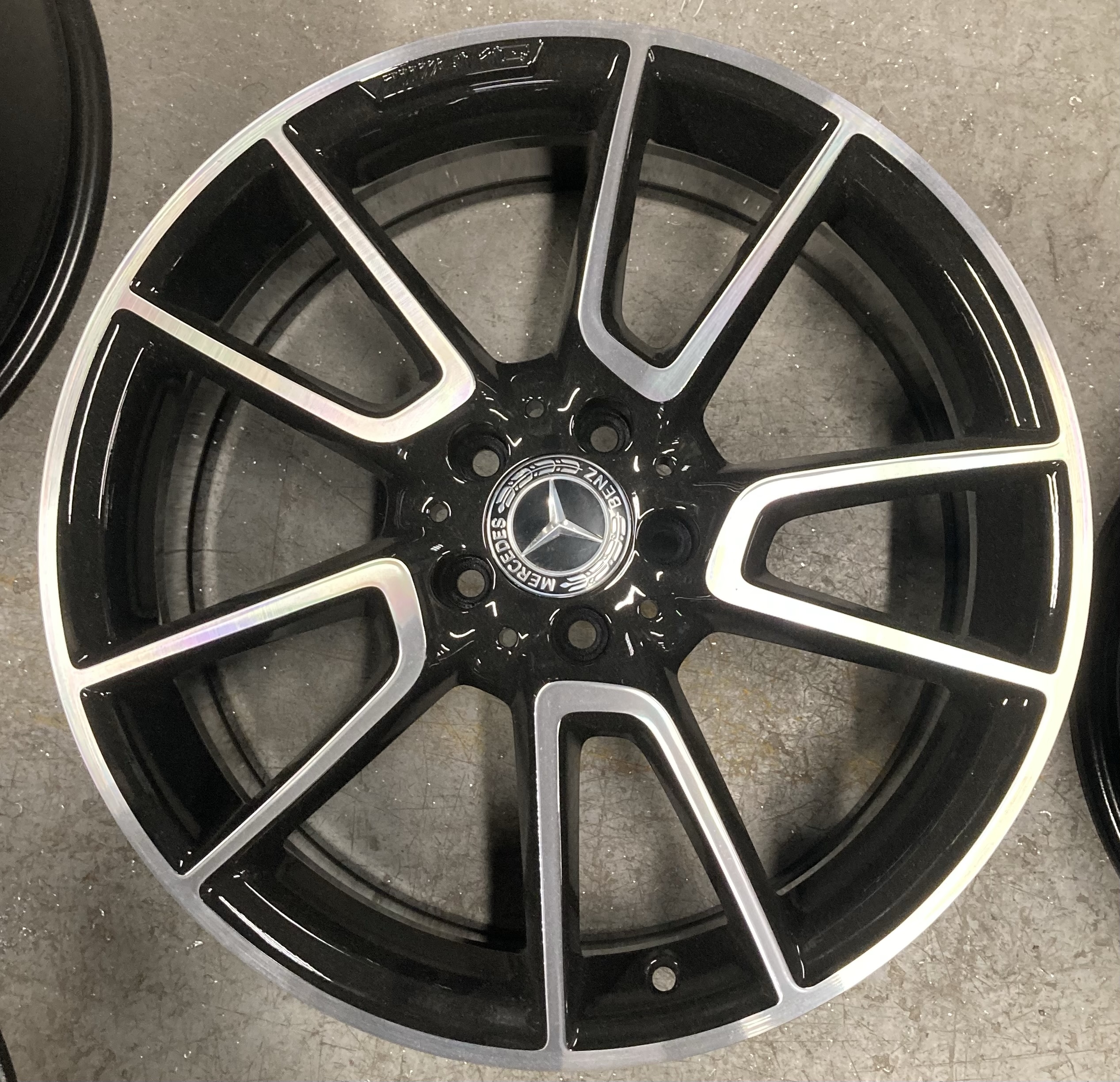 19” Mercedes C Class Front 19x7.5