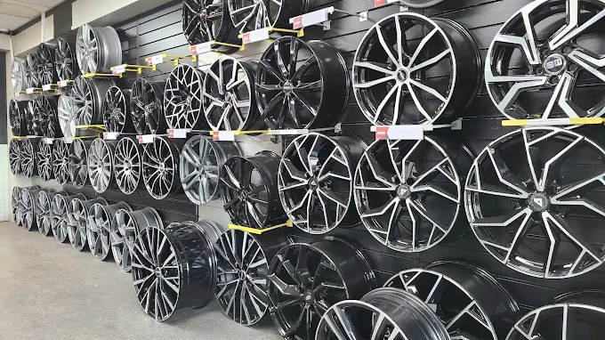 Route 66 Alloy Wheels workshop, Dublin &mdash; photo 4